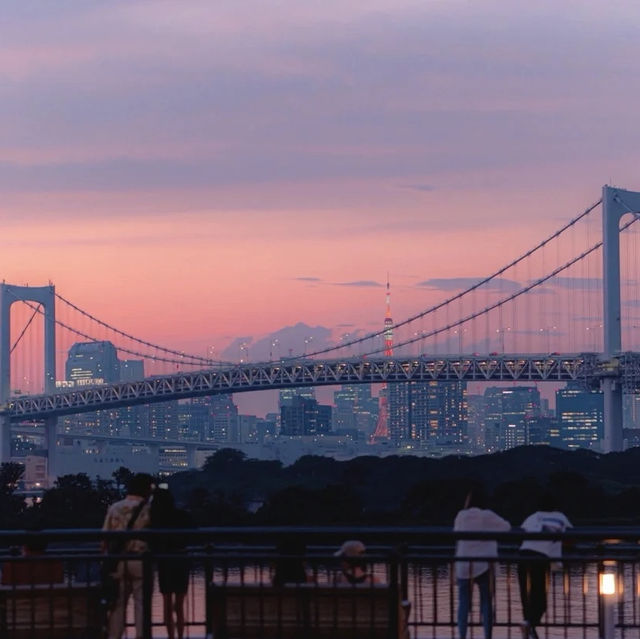 景點推薦：台場海濱公園，日落下的夢幻東京灣