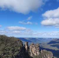 Lost in Nature’s Glory - Exploring the Majestic Blue Mountains National Park!