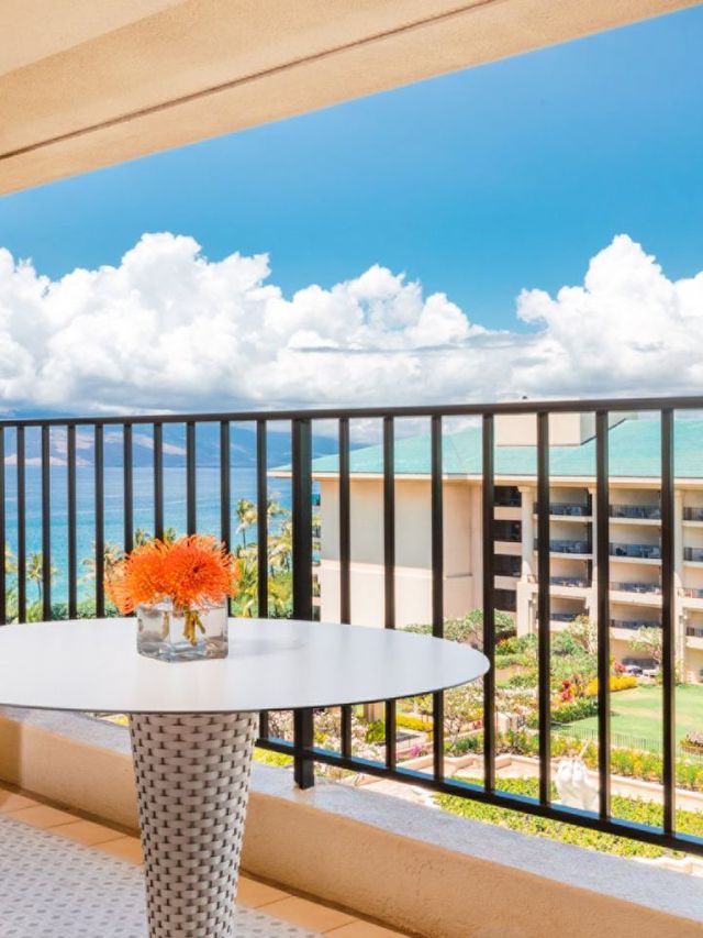 🌴🏖️ Maui Magic: Luxe Stay at Four Seasons Resort! 🌺✨