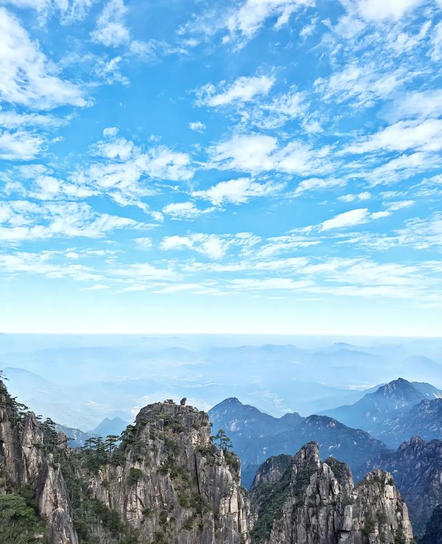 中國十大風景名勝唯一的山岳風光     黃山