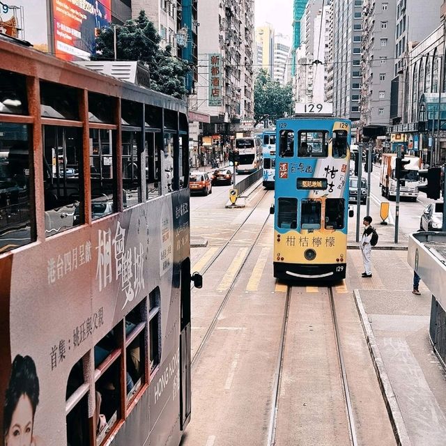 Love in Motion: Cherished Family Moments on Hong Kong's Iconic 'Ding Ding' Tram 