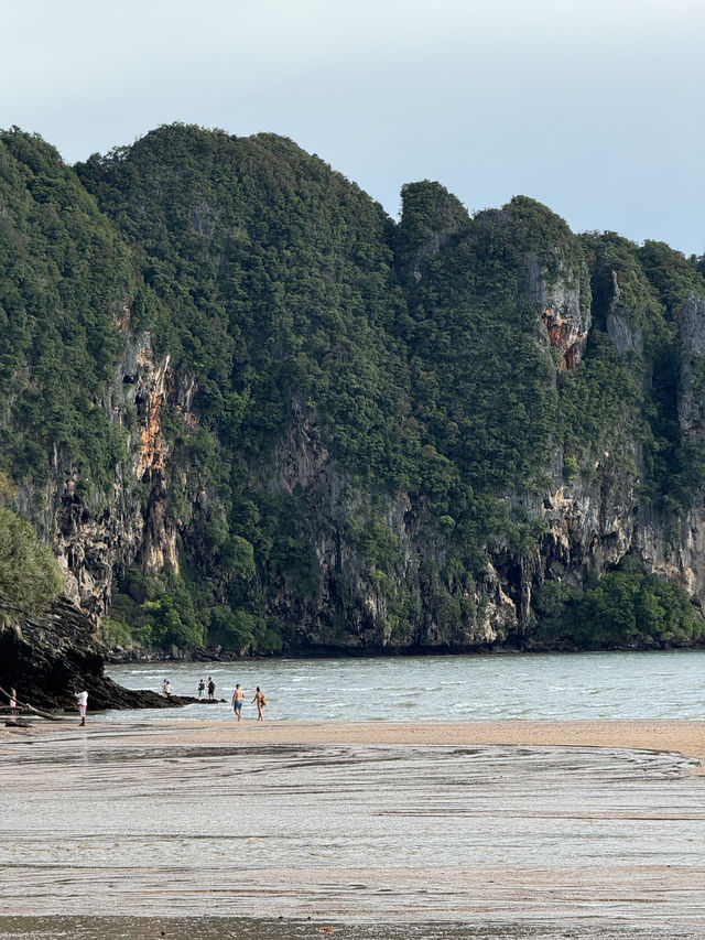 อ่าวไผ่ปล้อง 🏝️ หาดลับอ่าวนาง กระบี่