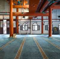 Nestled Among Greenery: The Peaceful Garden of Saad Bin Abi Waqqas Mosque