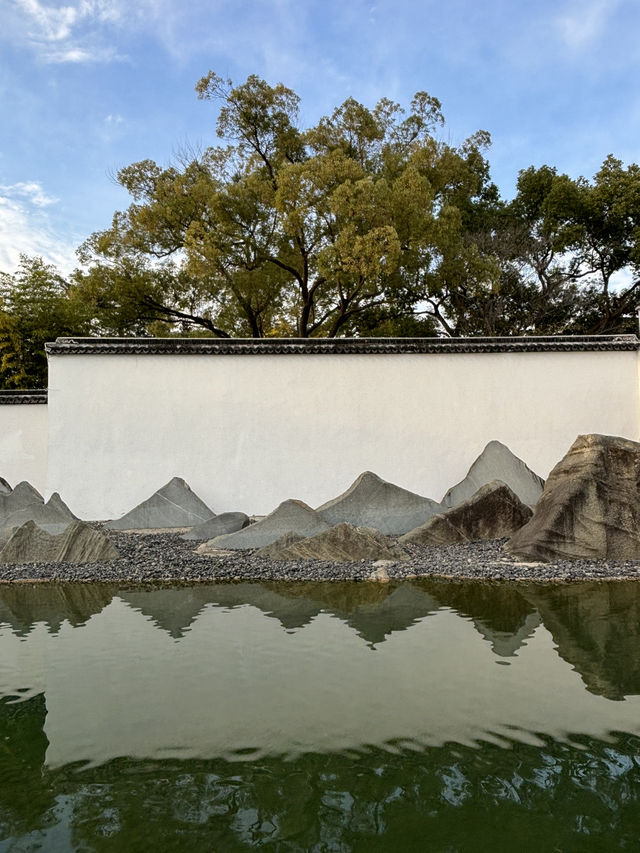 Suzhou Museum is a Cultural Gem 💎 🖼️