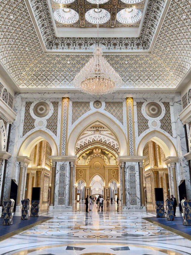 MOST LUXURY PALACE IN THE WORLD | QASR AL-WATAN