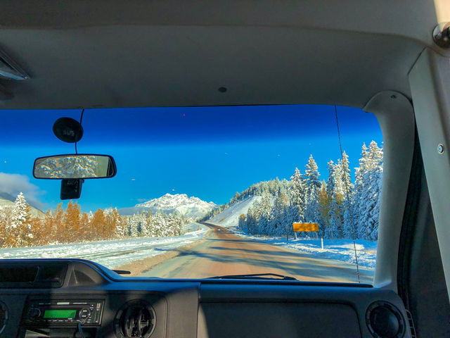 一定要冬天去一次班夫看雪景