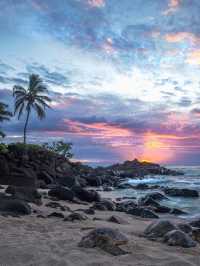 Sunset Magic in Hawaii: A Moment to Remember