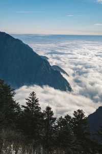 九峰山｜探索神秘山脈的自然奇觀與傳說