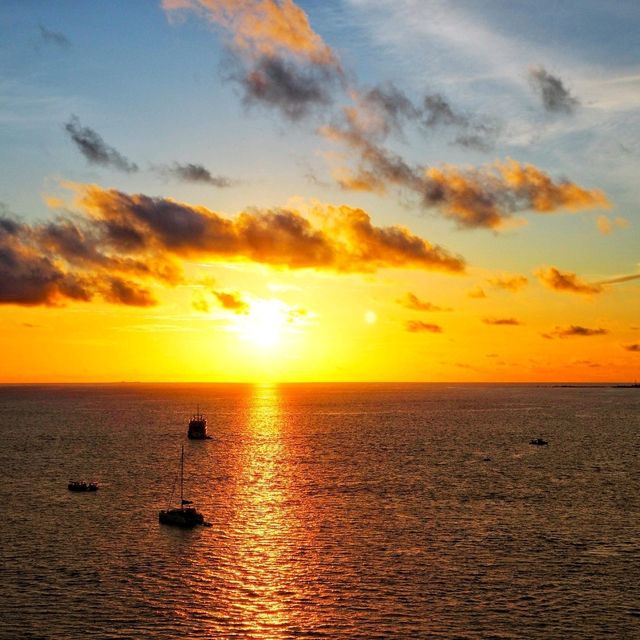 stunning sunset at Maldives