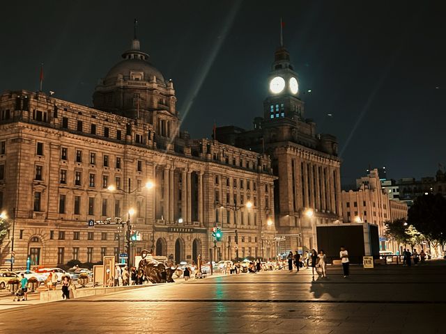 Shanghai's Midnight Miss at the Bund ✨