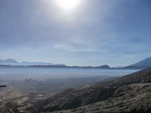 伊真火山和布羅莫火山