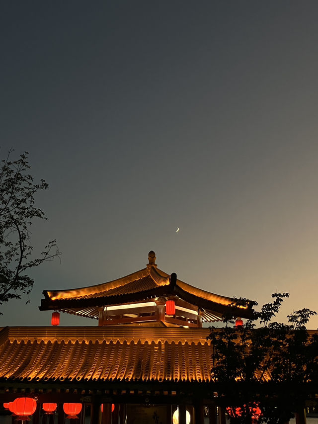 Ancient and Modern China in One Skyline 