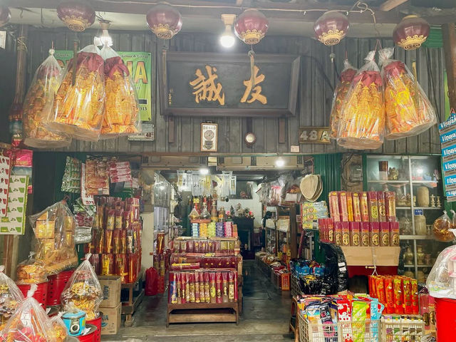 Cultural Immersion: A Weekend in Glodok Chinatown