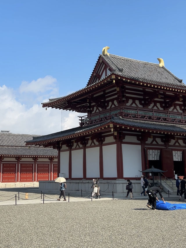 พาเที่ยวขอพรวัดดัง Shitennoji Temple 🎌