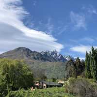 Queenstown Reverie: Lake's Embrace Beckons