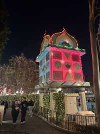 California Disneyland's Christmas Season Has Begun!