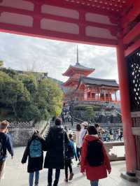 A Walk Through Time: Discovering Kiyomizudera’s Timeless Beauty