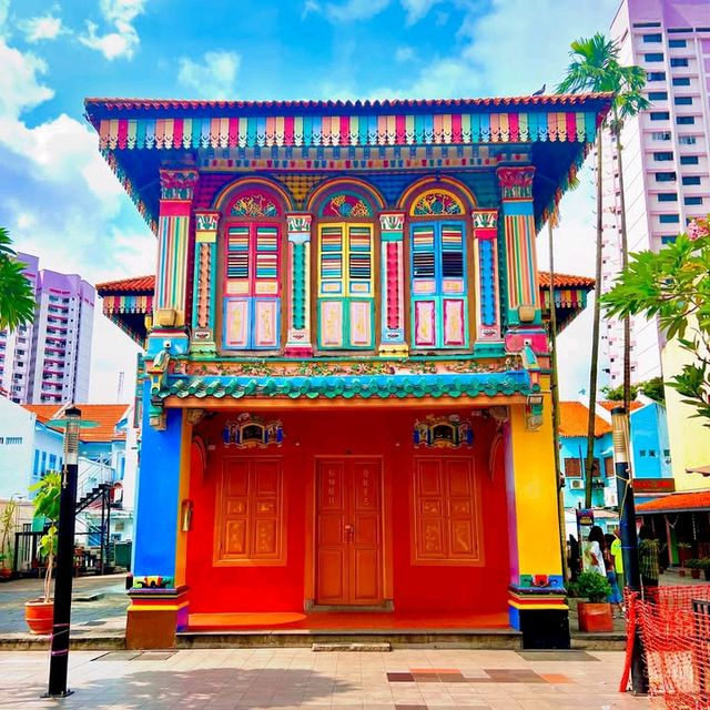 Vibrant Cultural Experience in Little India, Singapore