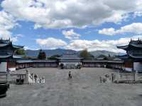 A Royal Stroll Through Lijiang’s Mu Mansion