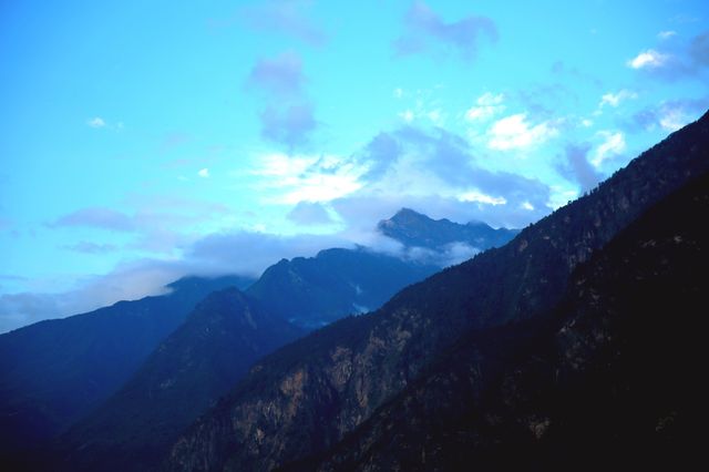 隱藏在深山裡的世外桃源～甲居藏寨。