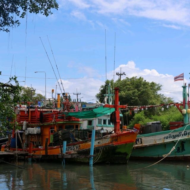 Phuket Adventure: Island Tours, Snorkeling, and Street Market Vibes