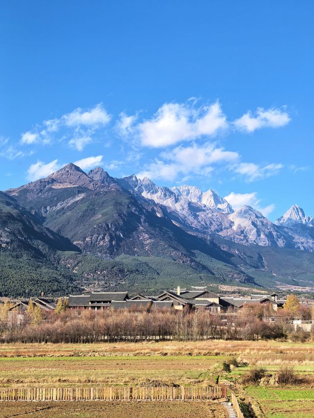 藏不住了，雪山腳下美景如畫的酒店