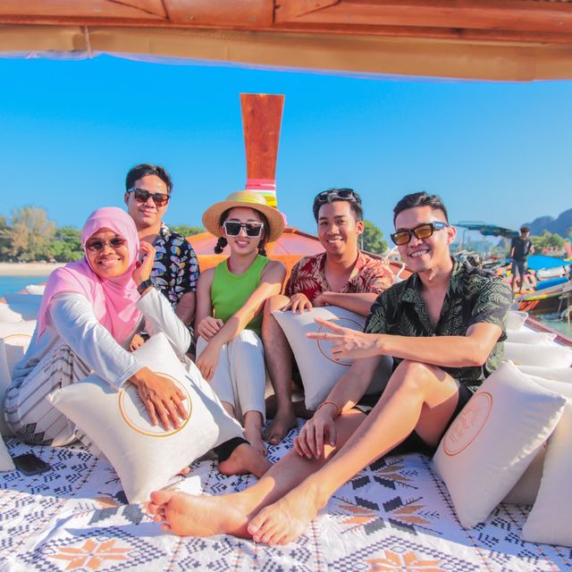 The Pol Koh phi phi (Luxury Long-tail Boat)