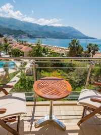 🌟 Montenegro Magic: Splendid Spa & Scenic Views 🌟