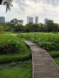 Wachirabenchathat Park (Rot Fai Park)