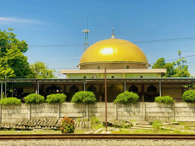 A blend of Islamic and European architecture🇮🇩