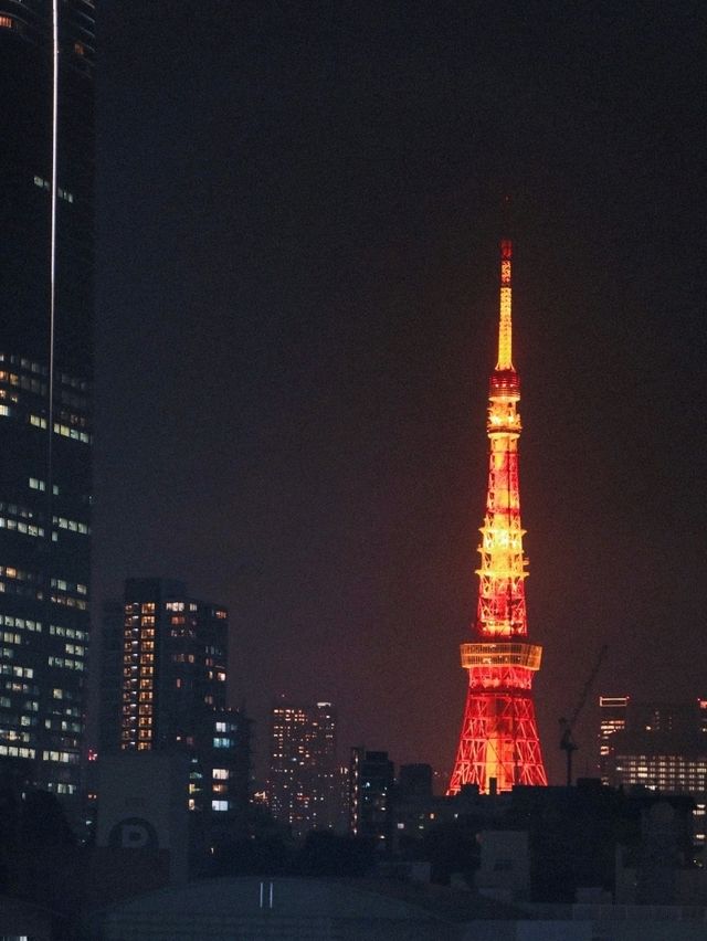 ชมงานเทศกาลดูไฟคริสมาส Roppongi Hills กันค่ะ