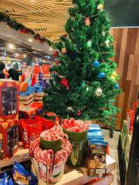 A Festive Stroll Through Jaya Grocer – Christmas Cheer Everywhere!