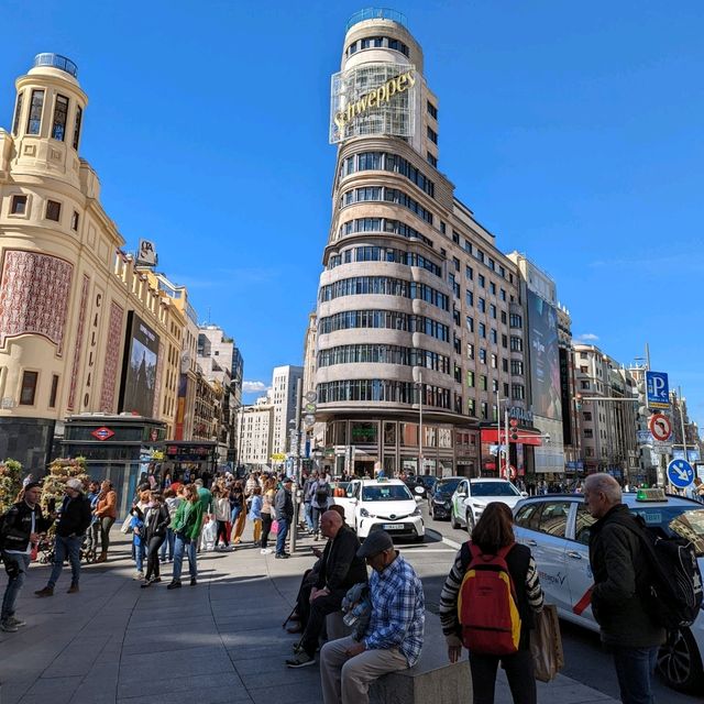 The main shopping street in Madrid 