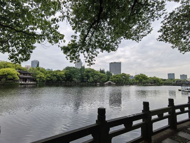 被譽為寧波“小西湖”的月湖公園