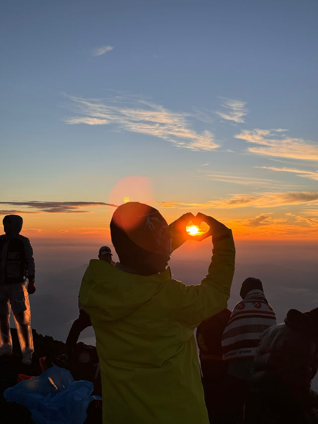 成功登頂富士山小小富士山拿捏了🫴