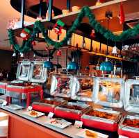 Melting Pot Buffet During Christmas Season