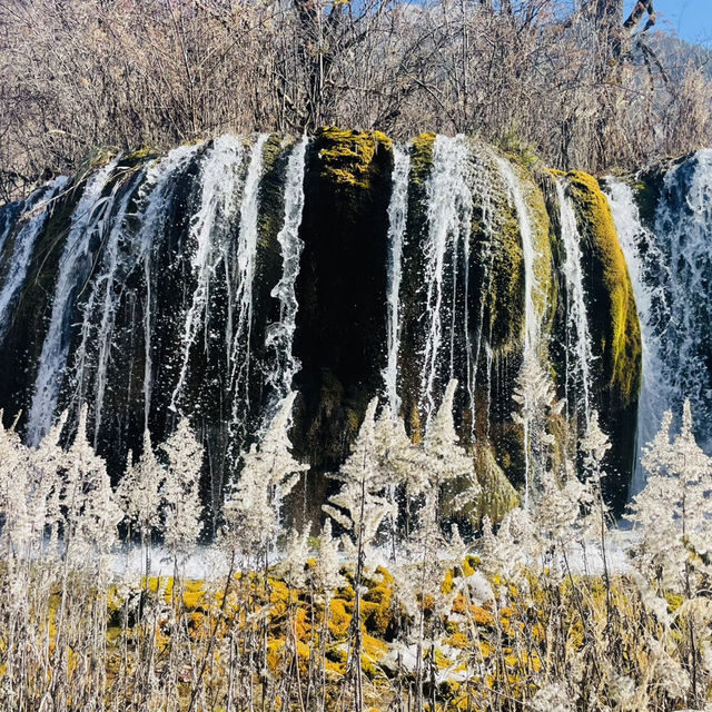 จิ่วจ้ายโกว Jiuzhaigou ประเทศจีน