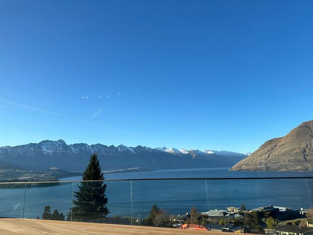 卡馬那湖屋酒店 | Queenstown的山湖美景   酒店：卡馬那湖屋酒店Kamana