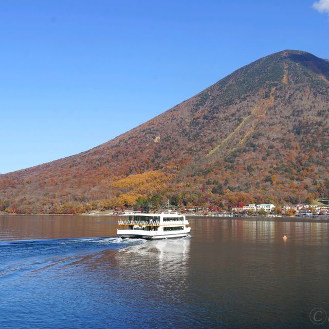 【栃木県】奥日光のシンボル！中禅寺湖・八丁出島の紅葉