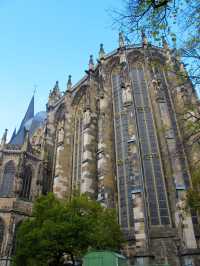 <一代梟雄長眠之處 - 亞琛大教堂 (Aachen Cathedral)>