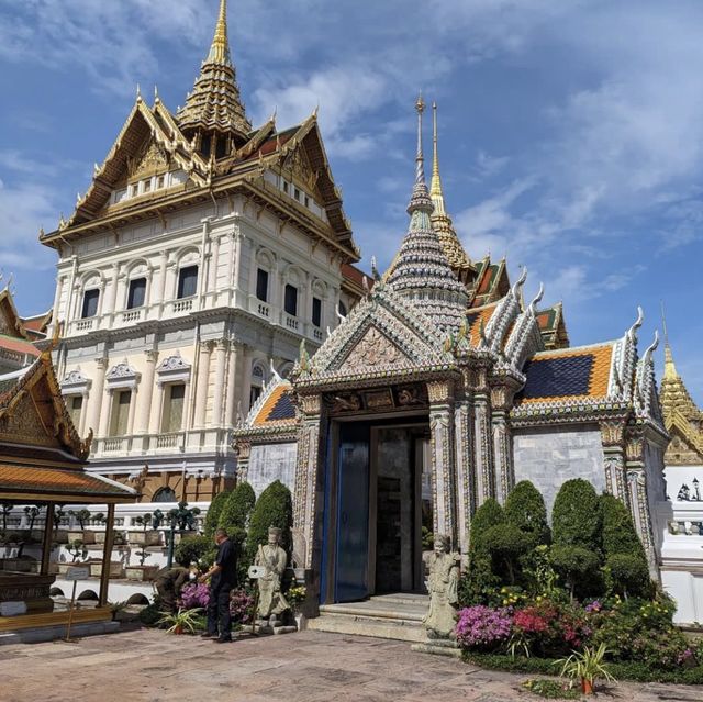 Enjoy the beautiful palace in Bangkok 🇹🇭