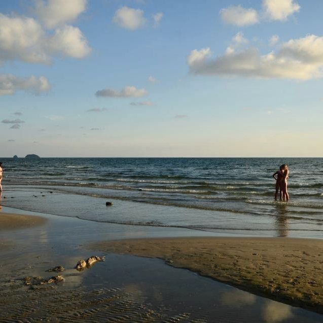 เกาะช้าง หาดทรายขาว 