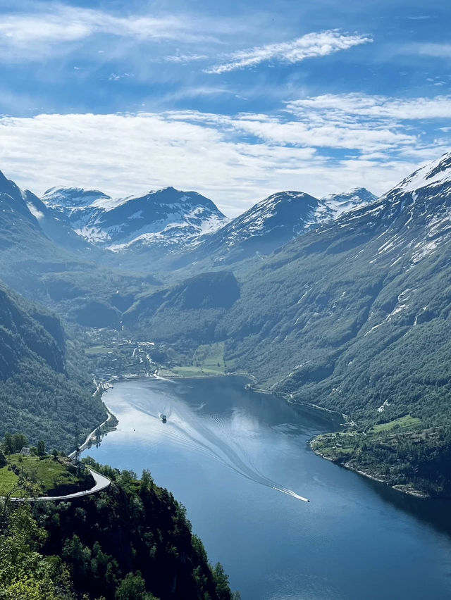 Norway’s Majestic Fjords: Nature’s Masterpiece