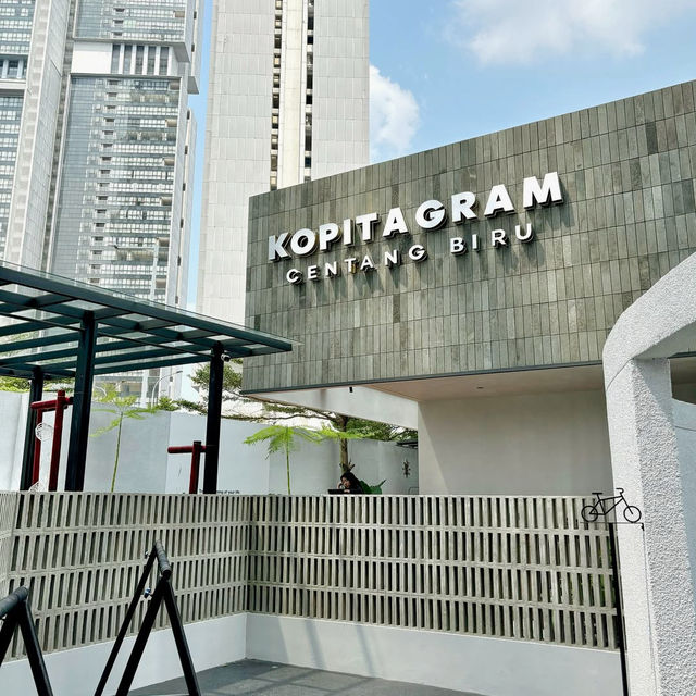 Chic and Relaxing at Kopitagram Centang Biru Kuningan