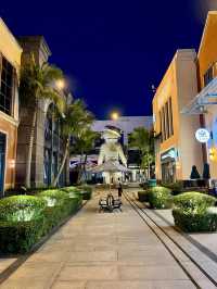 Mission Hills Shopping Mall 