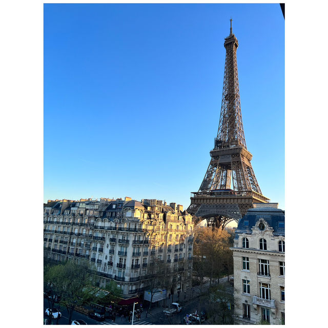 Looking for the perfect Eiffel Tower view? The Pullman Paris Tour Eiffel is pure magic, day and nigh