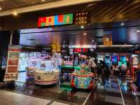 Game Zone Palo, Vibrant Arcade for Family Fun