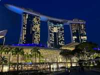 4.The most romantic places for free date in Singapore ( Late evening @ Marina Barrage )