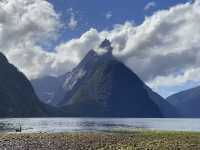 Hiking around Milford Sound