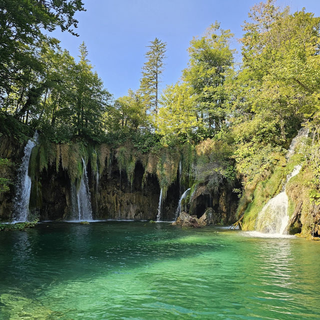 Plitvice Lakes: Croatia’s Cascade of Colors